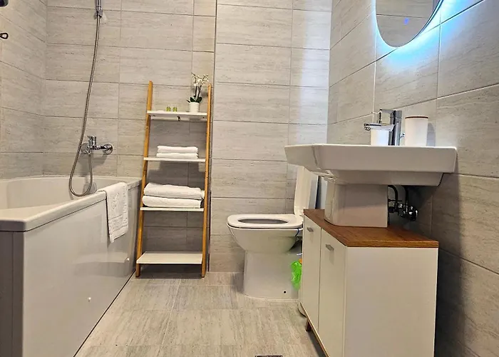 One Fancy Apartman *